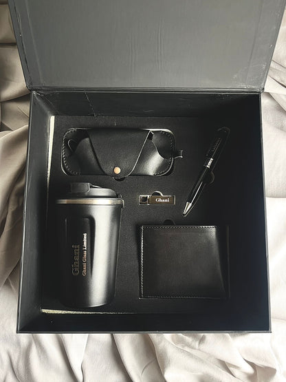 ⁠Signature Executive Box